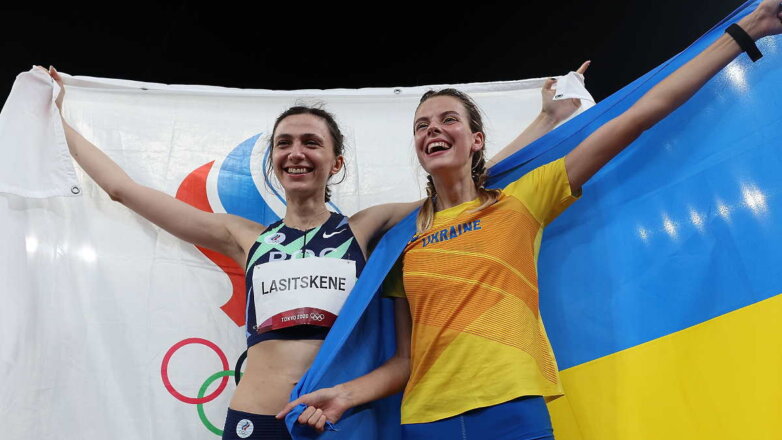 Украинскую легкоатлетку вызвали в Минобороны после фото с россиянкой