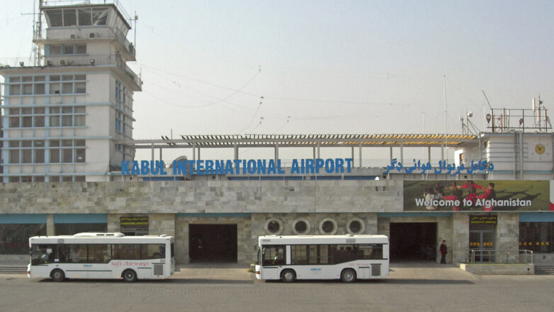 В США расследуют инцидент с останками человека на шасси вылетевшего из Кабула самолета