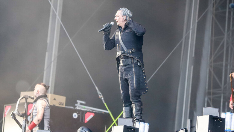 Солист Rammstein и Lindemann Тилль Линдеманн выступит на "Спасской башне" в Москве