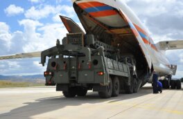 Россия предложила Турции защитить ее С-400