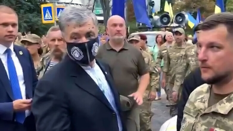 В посольстве США отреагировали на ситуацию с облитым зеленкой Порошенко