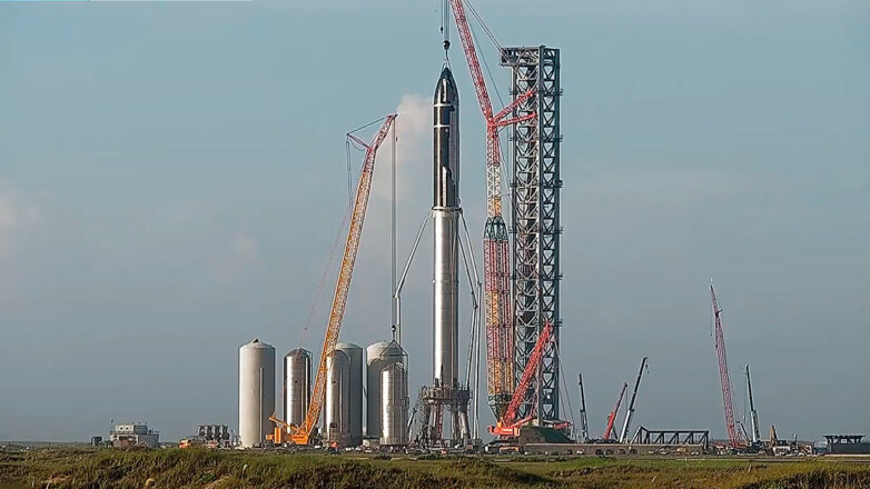 SpaceX собрала самую высокую в истории ракету-носитель