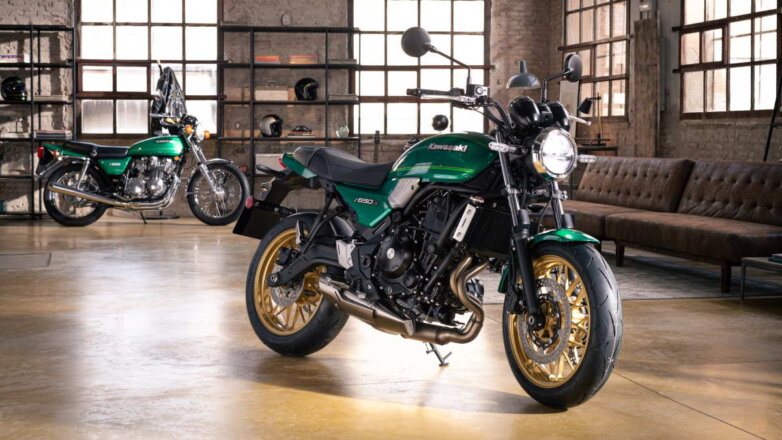 Kawasaki представила новый мотоцикл Z650RS в стиле ретро: видео