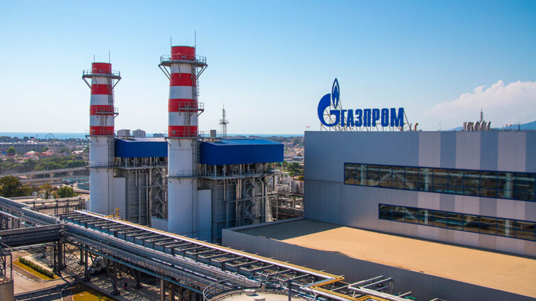 "Газпром" два дня подряд бронирует мощность "Ямал – Европы" на ночь