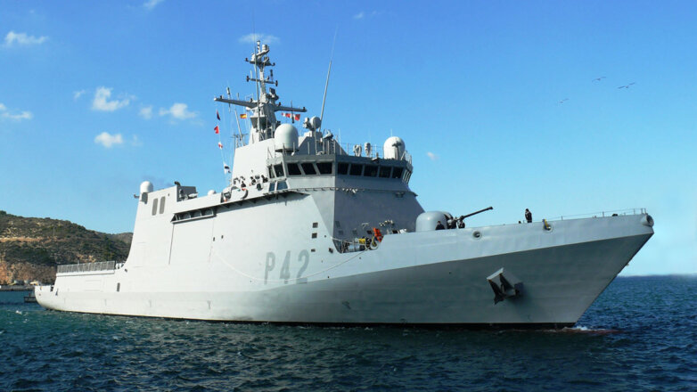 Военные корабли НАТО вошли в акваторию Черного моря