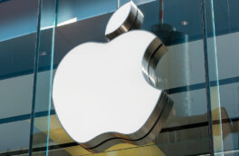 СМИ: компания Apple разрабатывает складной iPhone