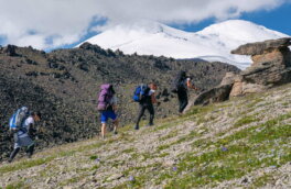 Группа туристов попала под камнепад в Кабардино-Балкарии, один человек погиб