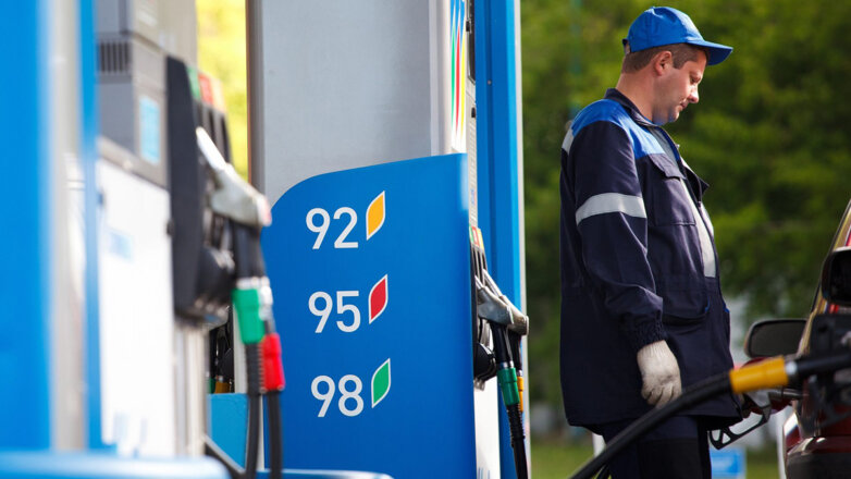 Цены на бензин на московских заправках продолжают расти