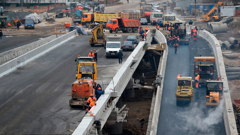 Полмиллиарда рублей выделят на строительство дорог в Москве за три года