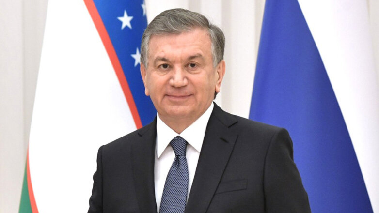 Мирзиёев отдал свой голос на досрочных выборах президента Узбекистана
