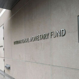МВФ: борьба с инфляцией может "причинить боль" экономике США
