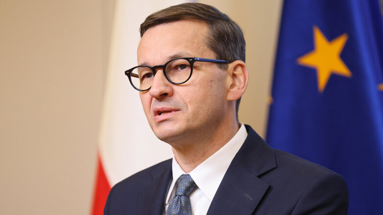 Польский премьер Моравецкий пригрозил Белоруссии новыми санкциями