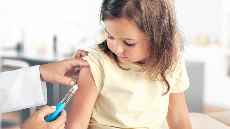 Гинцбург рассказал, когда начнется вакцинация от COVID-19 детей 6–11 лет