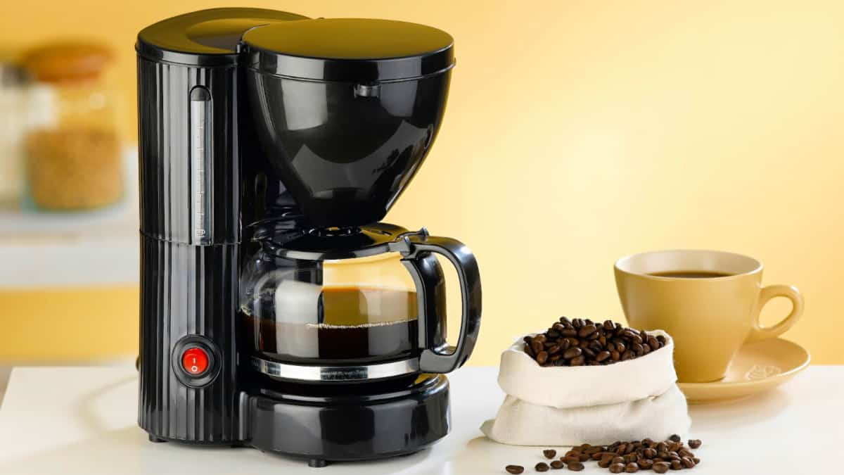 Кофеварка Coffee maker. Кофеварка. Grind & Brew кофемашина hd7761/00 | Philips› hd7761-Grind-Brew-maker. Капельный. Кофеварка клипарт. Вкусный кофе для кофеварки
