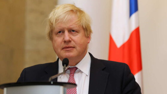 Джонсон заявил, что решение об обмене пленных британцев будет принимать Киев