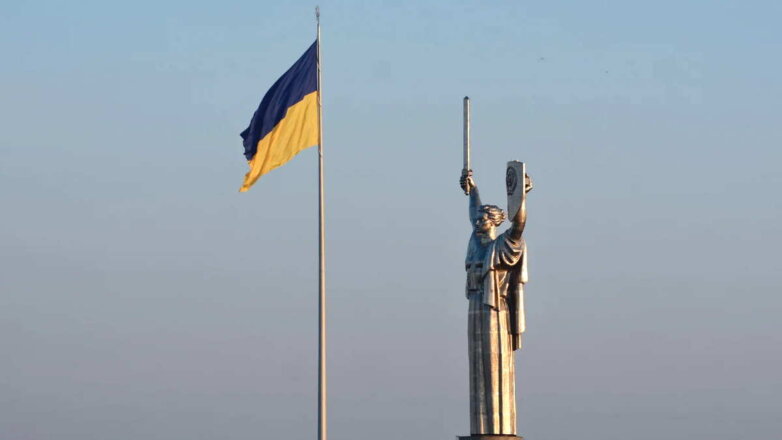 Песков: Евромайдан на Украине привел к возникновению опасного для РФ режима