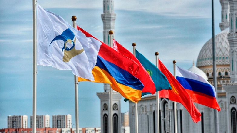 В Кремле убеждены, что антироссийские санкции не помешают укреплению ЕАЭС