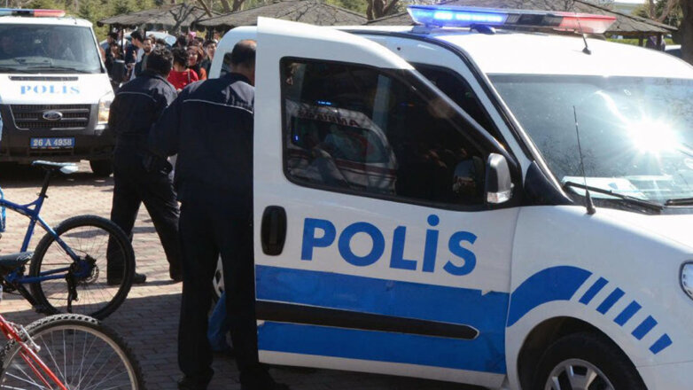 СМИ: полиция Турции задержала еще 8 подозреваемых в причастности к теракту в Стамбуле