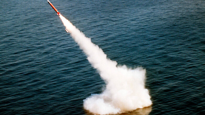 ВМФ России впервые запустил гиперзвуковую ракету "Циркон" с атомной подлодки
