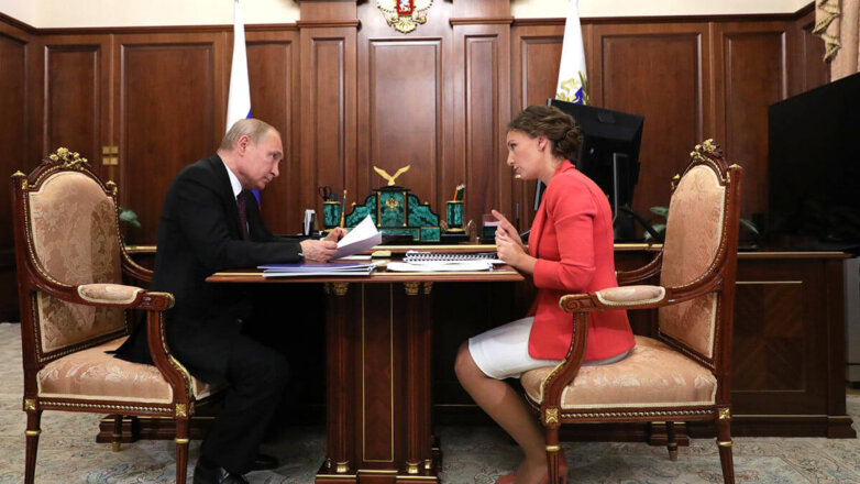 Путин подписал указ об отставке детского омбудсмена Анны Кузнецовой