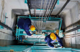 Госдума приняла закон о ремонте лифтов в жилых домах