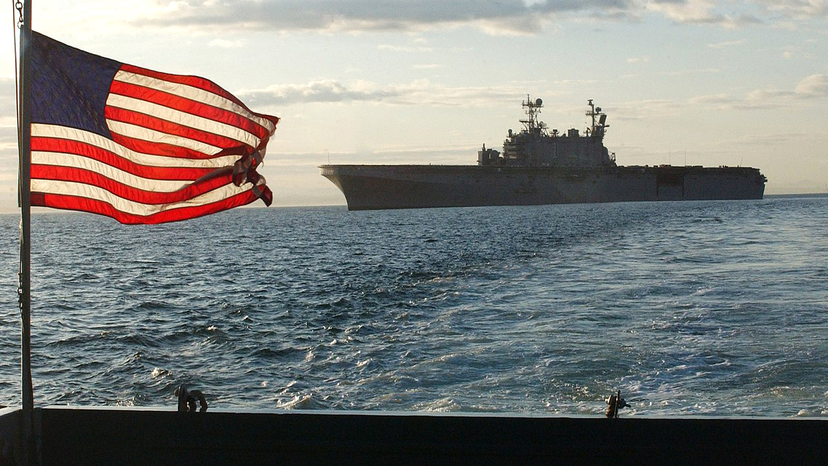 США изучают театр возможных военных действий в Черном море, заявили в Минобороны
