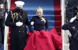 Леди Гага раскрыла секрет своего платья с инаугурации Джо Байдена