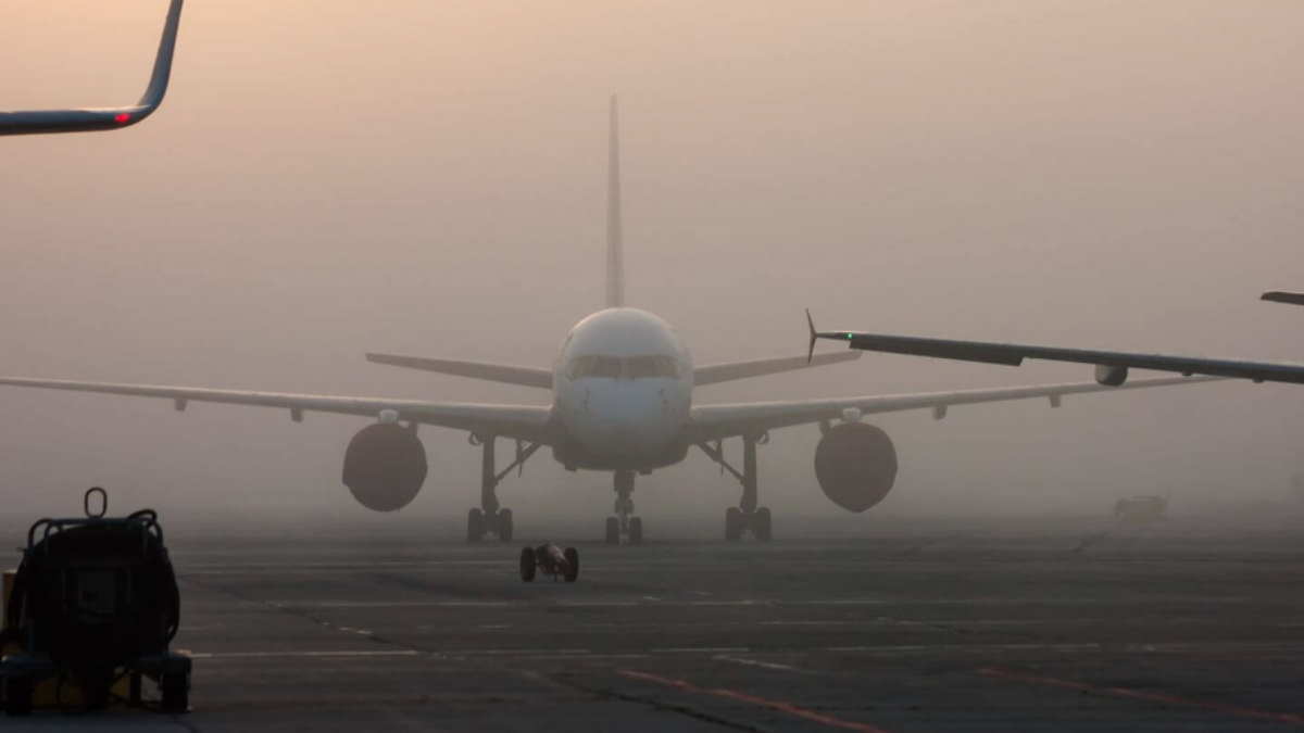 самолёт в тумане