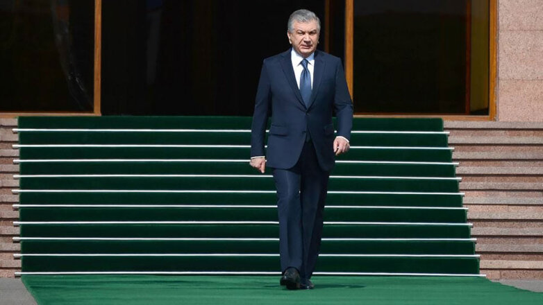 Парламент Узбекистана назвал дату инаугурации президента Мирзиёева