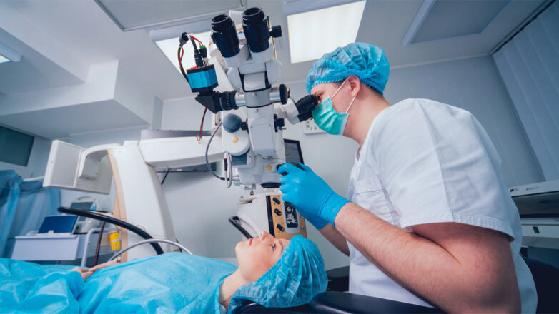 Качество зрения: когда необходима замена хрусталика, предупредила офтальмолог
