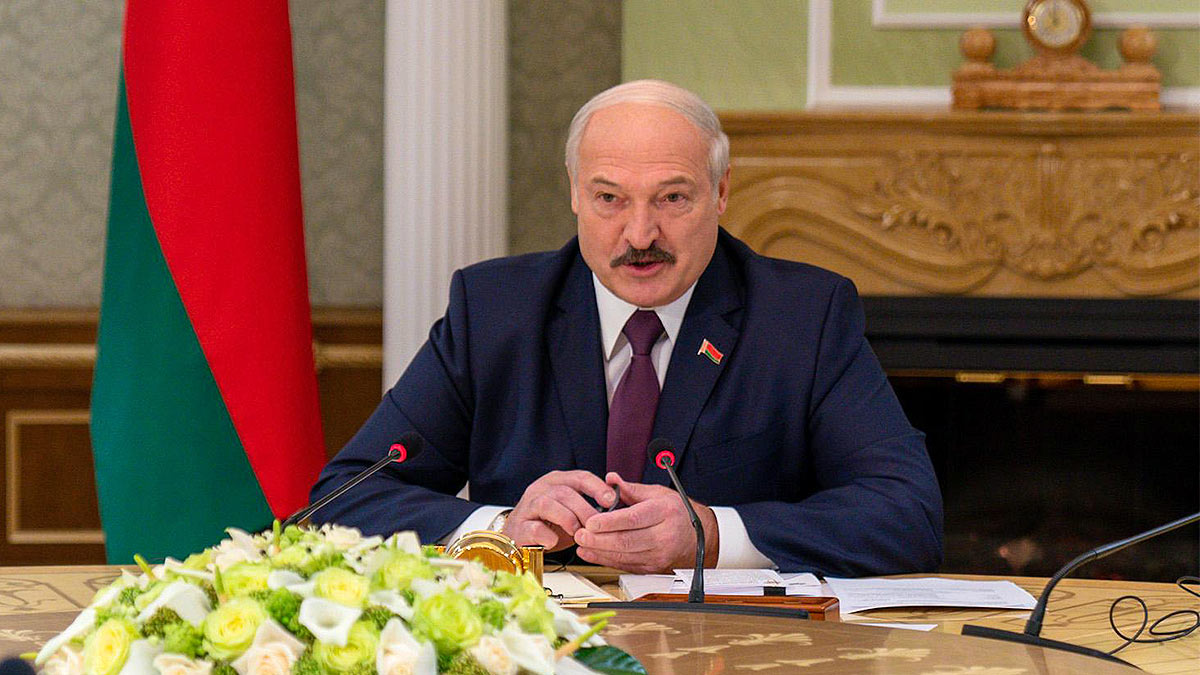 Лукашенко сообщил, что Белоруссия и Россия никого не шантажируют ядерным оружием