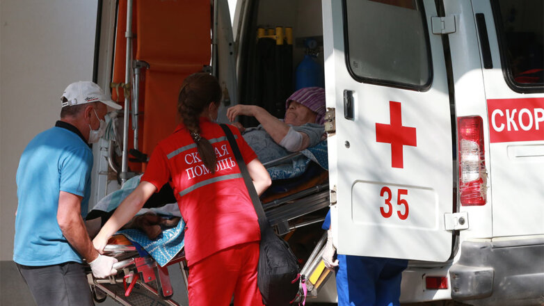 Работа бригады скорой помощи в Симферополе