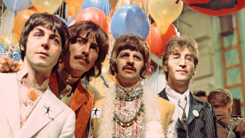 В новом фильме о The Beatles покажут редкие кадры, снятые перед расколом группы