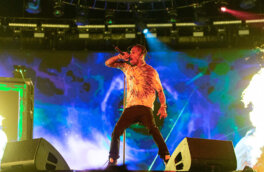 Трэвису Скотту и Дрейку предъявили иск на $2 млрд