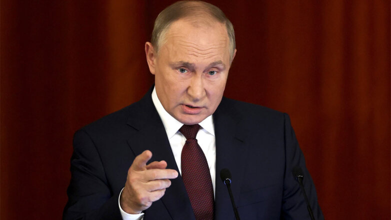 Путин заявил, что Россия ответит на угрозы не только бронетехникой