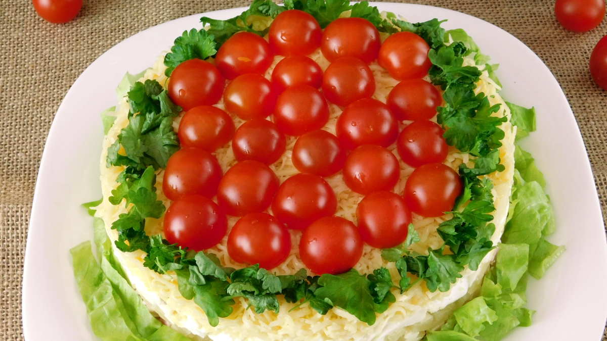 салат с сыром и помидорами черри
