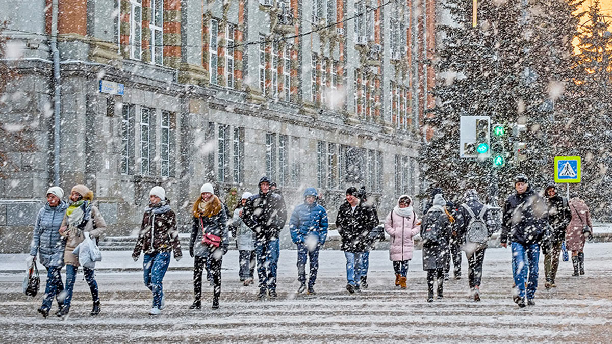 Снегопад, гололед и температуру до +1°C прогнозируют в Москве 7 декабря