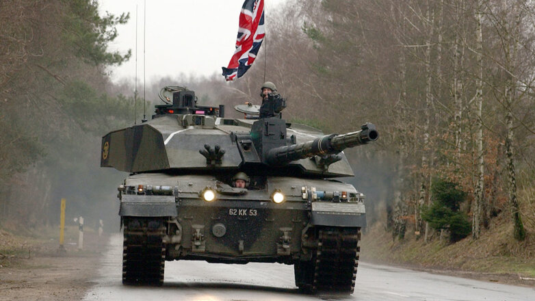 Великобритания планирует перебросить бронетехнику в Германию "на случай войны с Россией"