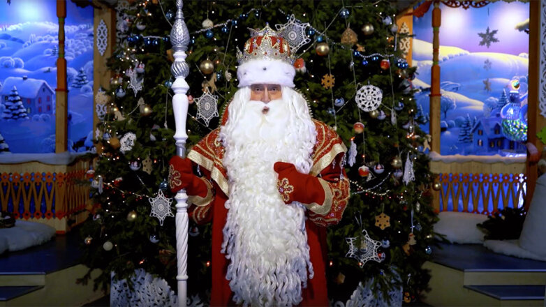 Дед Мороз из Великого Устюга поздравил детей и взрослых с Новым годом