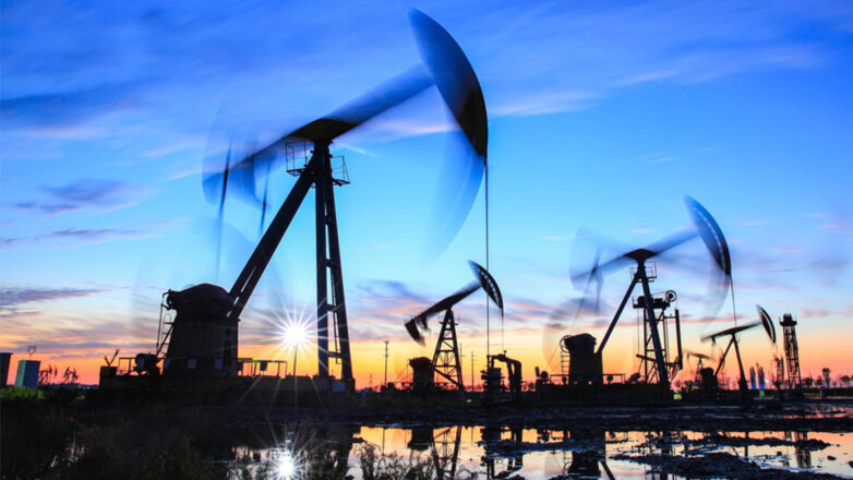 Добыча нефти в России вырастет до 550 млн тонн, заявил Новак