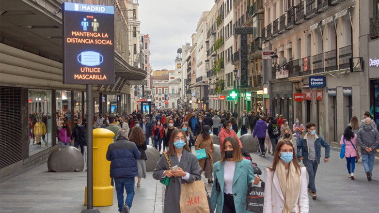 В Испании снова введут обязательное ношение масок на улице