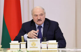 Лукашенко предупредил, что свергнуть власть в Белоруссии будет сложно