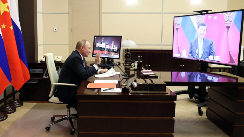 Путин и Си Цзиньпин в ходе переговоров обсудили создание независимой финансовой структуры