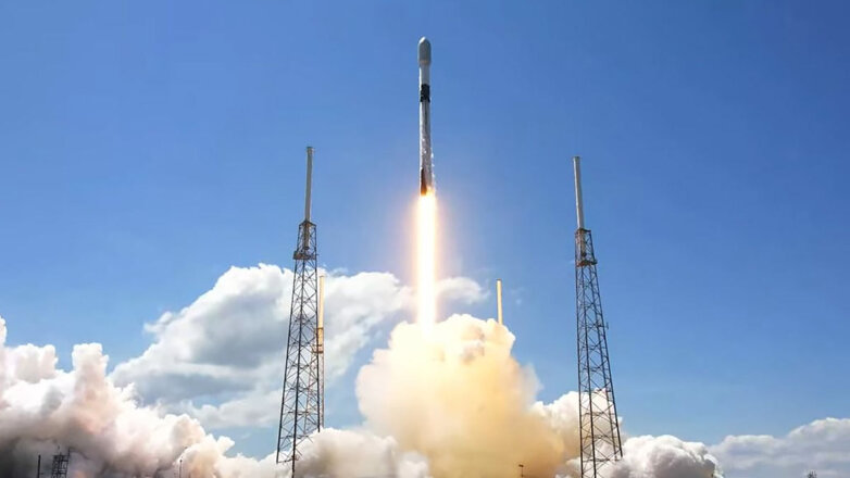 SpaceX доставила на орбиту 52 спутника с военного космодрома США