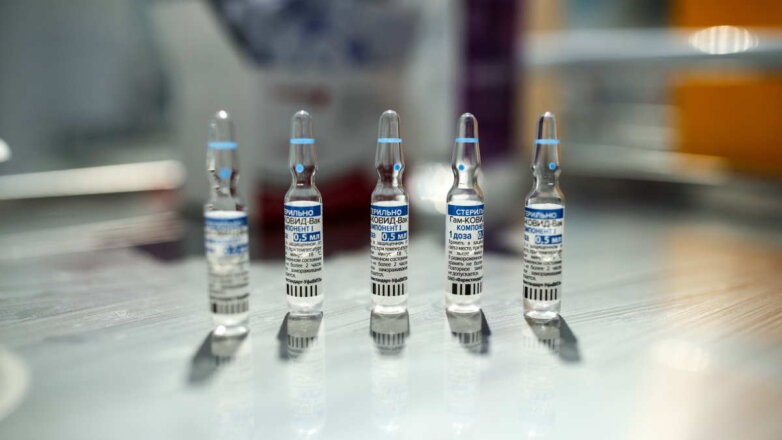 Выпуск вакцины против COVID-19 для подростков ожидается на следующей неделе
