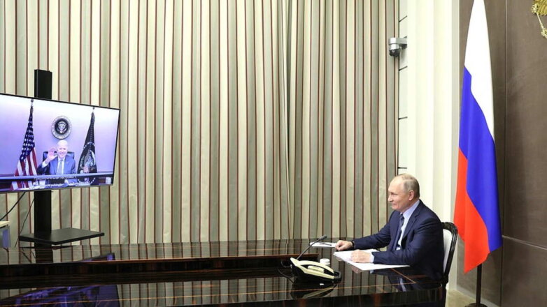 "Красные линии" и сроки нормализации отношений. Раскрыты детали разговора Путина и Байдена