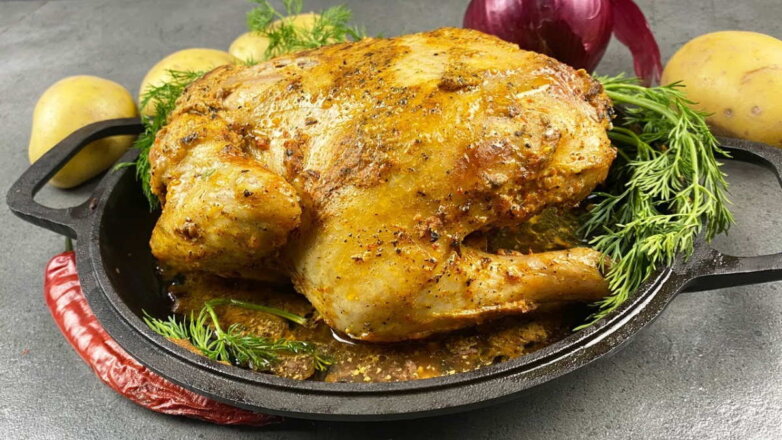 Новогодняя кухня: ароматный цыпленок по-грузински для праздничного стола
