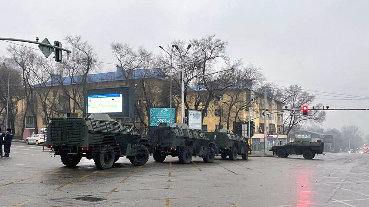 Проведение антитеррористической операции в Алма-Ате