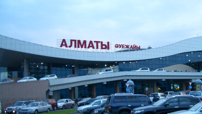Аэропорт Алма-Аты останется закрытым до 14 января
