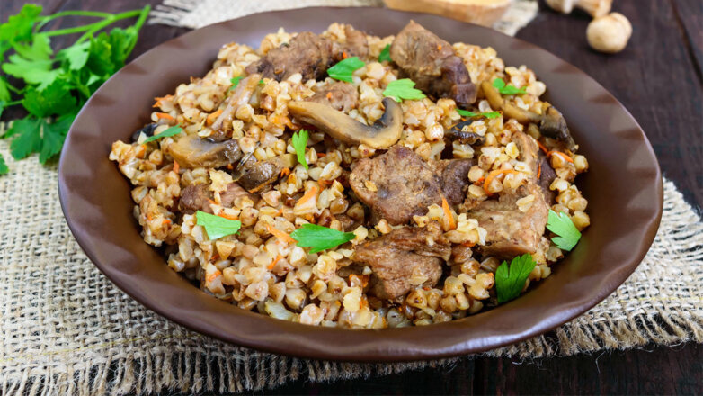 Гречка с мясом и грибами